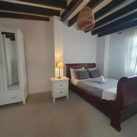 Loft 3 *